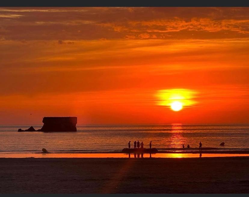 Le Brise Lame Maison Neuve A 2 Pas De La Plage لي بورتيل المظهر الخارجي الصورة